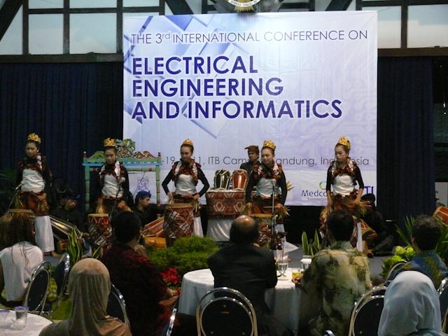 P1030494